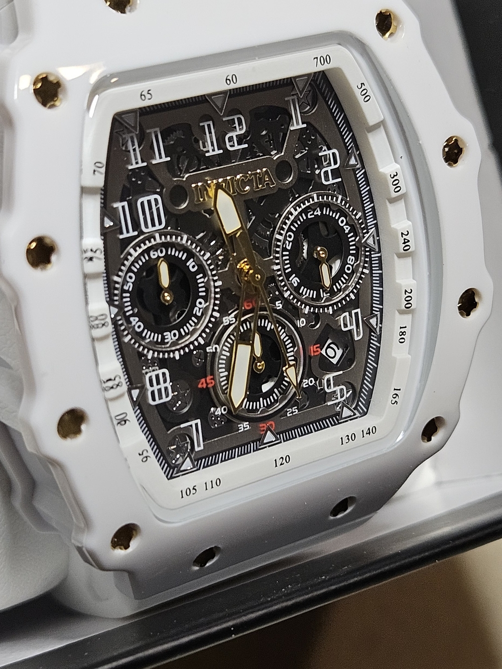Invicta Racing Men’s White and Gold Chronograph Watch - Picture 7 of 15